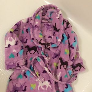 Kohls So brand used size 6 bathrobe